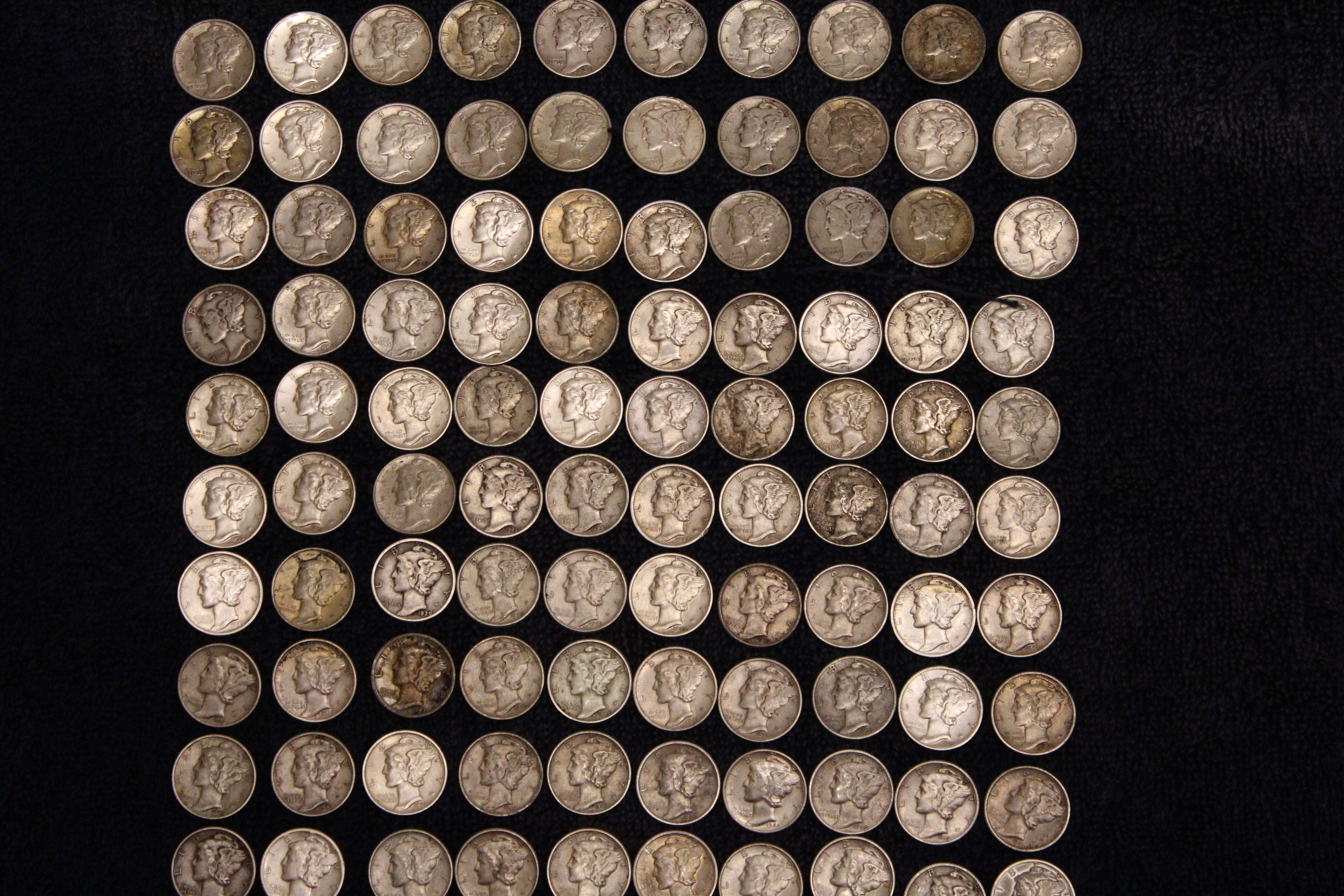 Mercury-Dimes,-XF-Lot